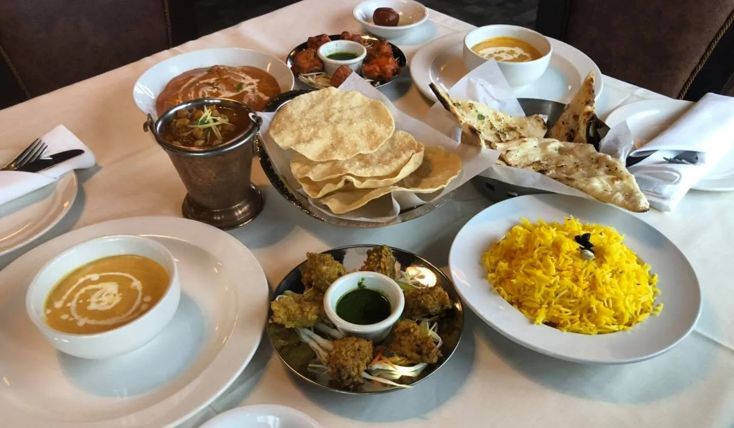 Best Indian restaurant BHARAT HALWAI in Edmonton, AB